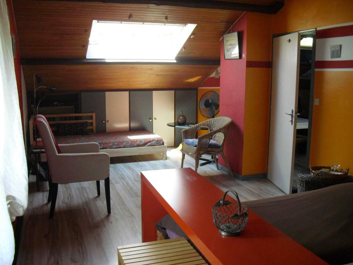 La Maison Imparfaite Fourbanne Exterior photo